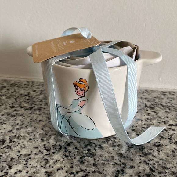 Rae Dunn Other - Rae Dunn Disney Cinderella Measuring Cups